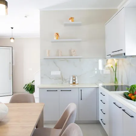 Marianna Ii & Iii Villa Nidrí