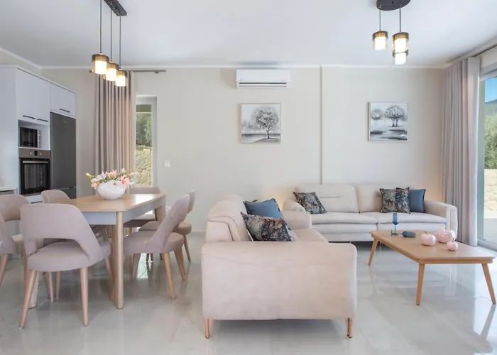 Villa Marianna Ii & Iii